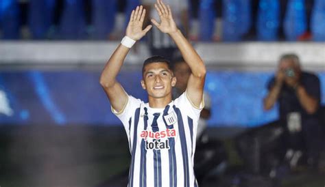 Hinchas De Alianza Lima Quedaron Maravillados Con Kevin Serna Hasta