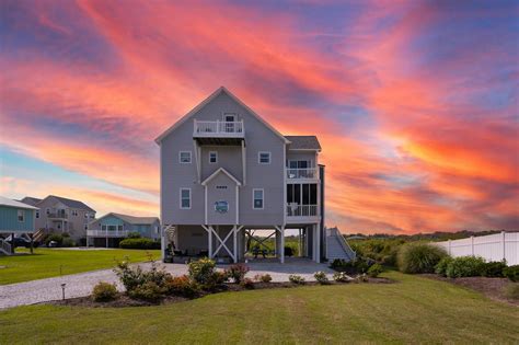 Trinity Sound 5 Bd North Topsail Beach Nc Vacation Rental Vacasa