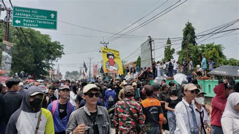 Tuntut Realisasi Jalan Khusus Tambang Ribuan Warga Di Parungpanjang