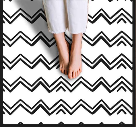 Tapis salon Zig zag noir et blanc irrégulier TenStickers