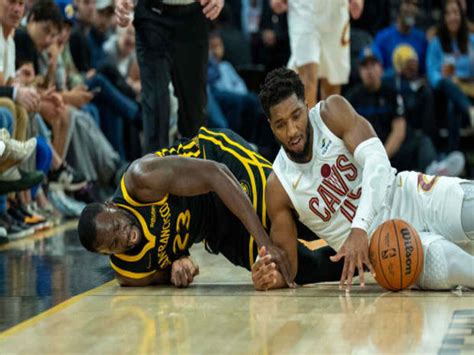 Watch Donovan Mitchell Gets Into A Heated Scuffle With Draymond Green