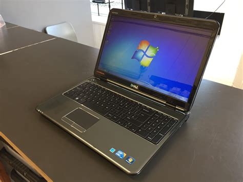 Dell Inspiron N5010 Colchesterit