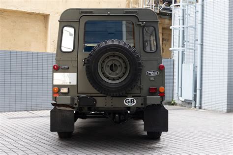 Land Rover Military Defender 2.5L Petrol - Car Farm