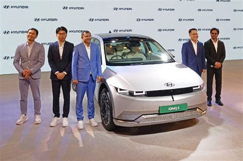 Hyundai Ioniq 5 Ev Launched At Auto Expo Price Range Charging Performance And Rivals