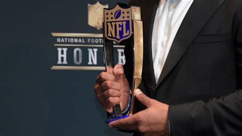 Ap Nfl Offensive Rookie Of The Year Award Finalists Revealed Yardbarker