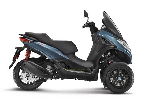 Piaggio Mp Hpe Sport Hadir Di Indonesia Skuter Roda Tiga