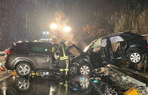 Zwei Menschen Sterben Bei Unfall Auf Der B20 Im Landkreis Cham