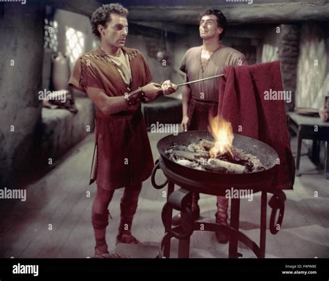 Richard Burton et Victor Mature La Robe 1953 réalisé par Henry