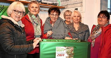 Daoulas Solidarité Le Père Noël vert du Secours populaire arrive