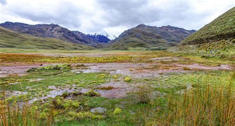 Zona De Recreaci N De Pumapampa Camino Al Glaciar Pastoruri En El