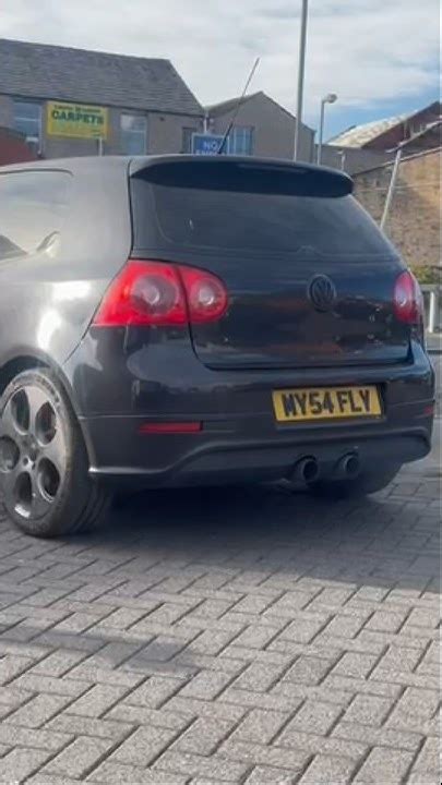 Vw Golf Gti Mk5 R32 Exhaust Loud Revs Pops And Bangs Youtube