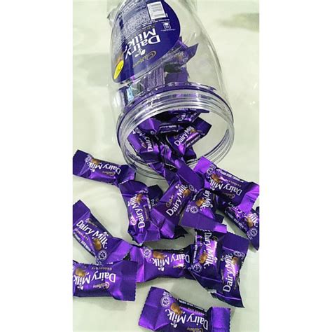 Chocolate Cadbury Dairy Milk CHOCOLATE Mini Bites Bag 81g Coklat