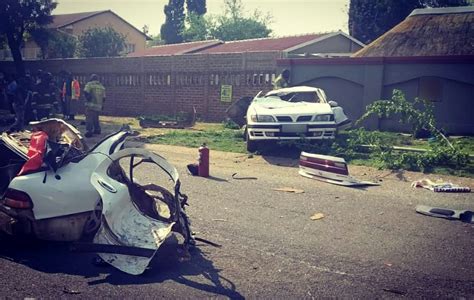 Three Men Killed After Car Crashes Into Tree In Brackendowns Alberton