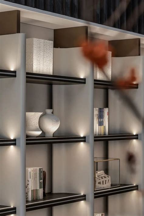 Pin By Mais Tejjo On SHELVES Showroom Interior Design Shelving