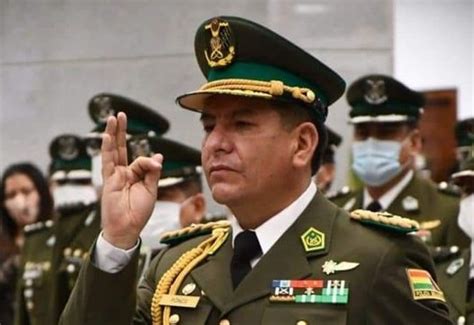 Arce Cambia Al Alto Mando Policial De Bolivia Orlando Ponce Es El