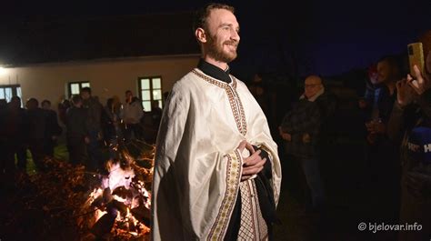 Pravoslavni vjernici proslavili Badnju večer u crkvi sv Trojice u