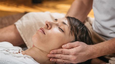 Whats The Difference Between Thai Massage And Deep Tissue