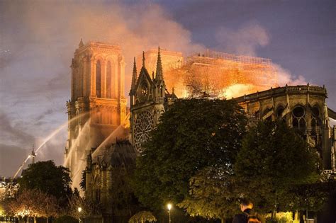 Notre Dame 5 Annis Post Constructione Situs In Ultima Periodo