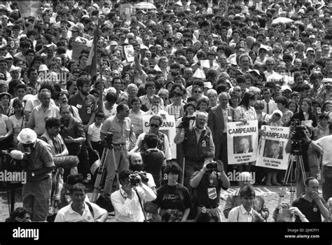 Partidul National Libéral Black And White Stock Photos And Images Alamy