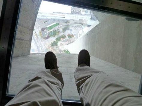 Cn Tower Toronto Glass Floor