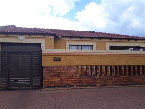 Bed House For Sale In Sebokeng Zone T Private Property