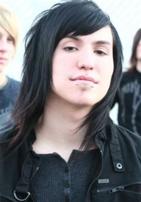 Vocals: Craig Mabbitt