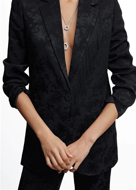 La Chaqueta Jacquard De Mango Ideal Para Una Cena De Navidad Te Estilizar