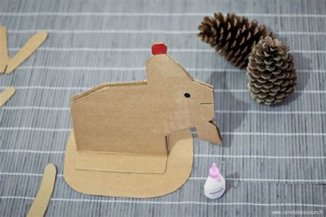 DIY noel a faire soi meme un trophée de cerf en carton Côté Maison