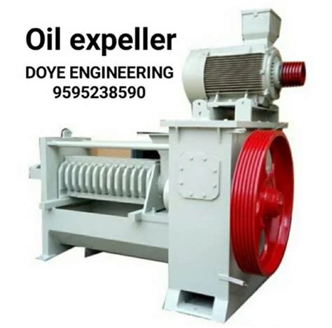 Bolt Oil Expeller Machine Capacity Up To Ton Day At Rs In