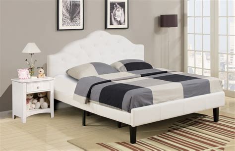 White Full size platform bed - Contemporary - Platform Beds - los ...