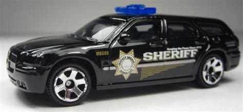 Matchbox Dodge Magnum Police Car Toy