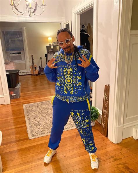 Super Bowl Snoop Dogg : r/Halloween_Costumes