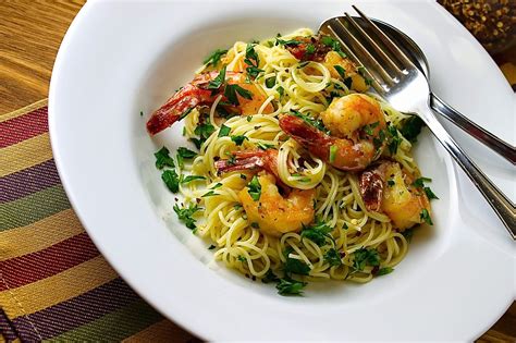 Pasta Salteada Con Langostinos Al Ajillo Enri Lemoine