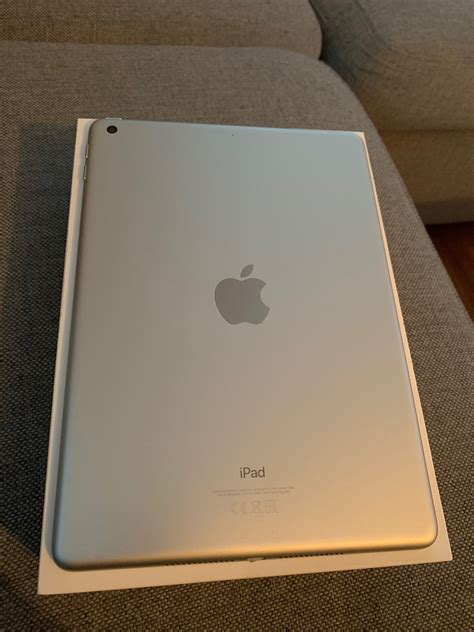 Apple Ipad Gb Th Generation Silver K P P