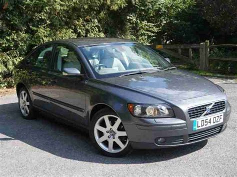 Volvo 2004 S40 24i Se 4dr Geartronic Automatic Petrol Saloon Car For Sale