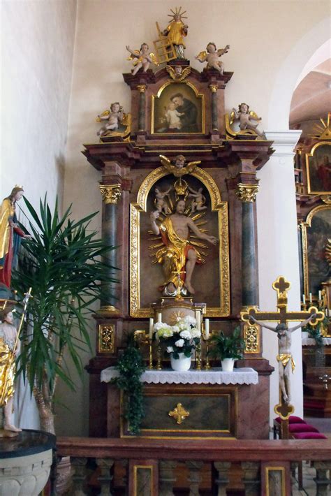 St Bonifatius Rannungen Der Linke Seitenaltar Zeigt Chri Flickr