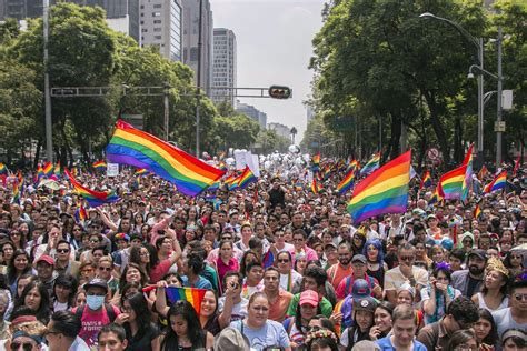 Famosos Cu Ndo Es El D A Internacional Del Orgullo Lgbt