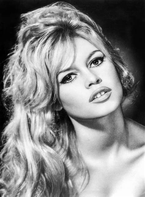 Brigitte Bardot en janvier 1960 Photo et Tableau Editions Limitées