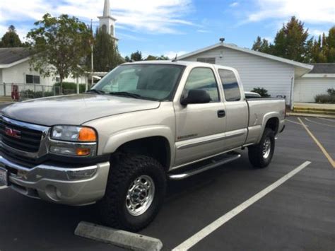 Sell used GMC Sierra 2500HD SLT 4X4 6L V8 Ext Cab 4D in Soquel ...