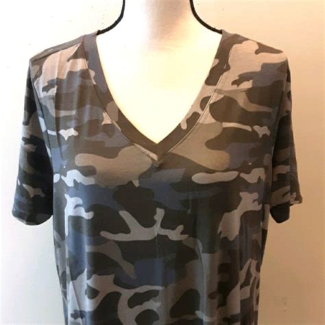 Zenana Outfitters Tops Nwot Zenana Womens Camouflage Top Size 2x