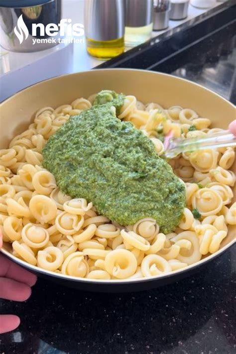 Pesto Soslu Makarna Salatası Nefis Yemek Tarifleri