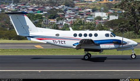 Ti Tct Private Beechcraft King Air At San Jose Juan Santamar A