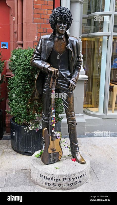 Thin Lizzy Phil Lynott Hi Res Stock Photography And Images Alamy