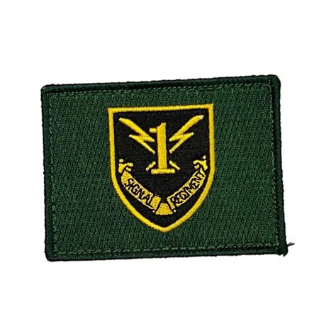 1 Signal Regiment Patch P683 Allied Militaria