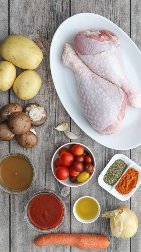 Putenunterkeulen mit Kartoffeln in Tomatensauce We love Geflügel