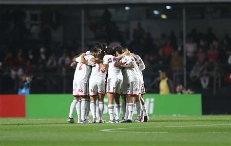 Rafinha titular o São Paulo está escalado para enfrentar o Avaí no