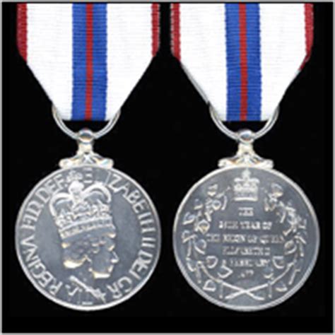 QUEEN ELIZABETH II SILVER JUBILEE MEDAL - Quarterdeck Medals & Militaria