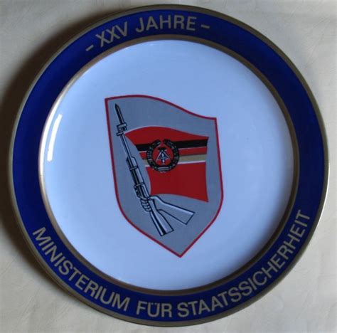 Teller Andenkenteller Jahre Ministerium F R Staatssicherheit