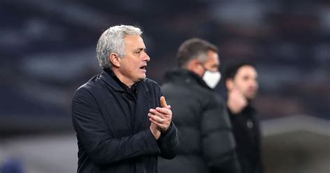 Dimitar Berbatov pinpoints what Jose Mourinho must do with Tottenham in the title race ...