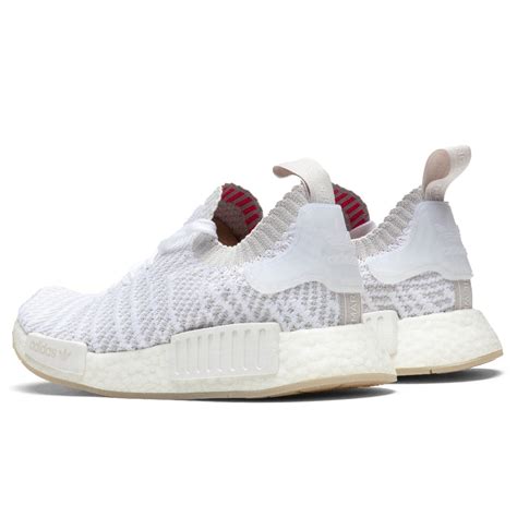 Nmd R1 Stlt Primeknit Flat White Grey Feature